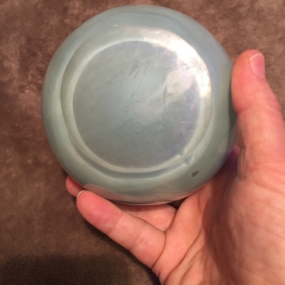 Soap or lotion dispenser. Blue with rhinestone detail. - Picture 3 of 9